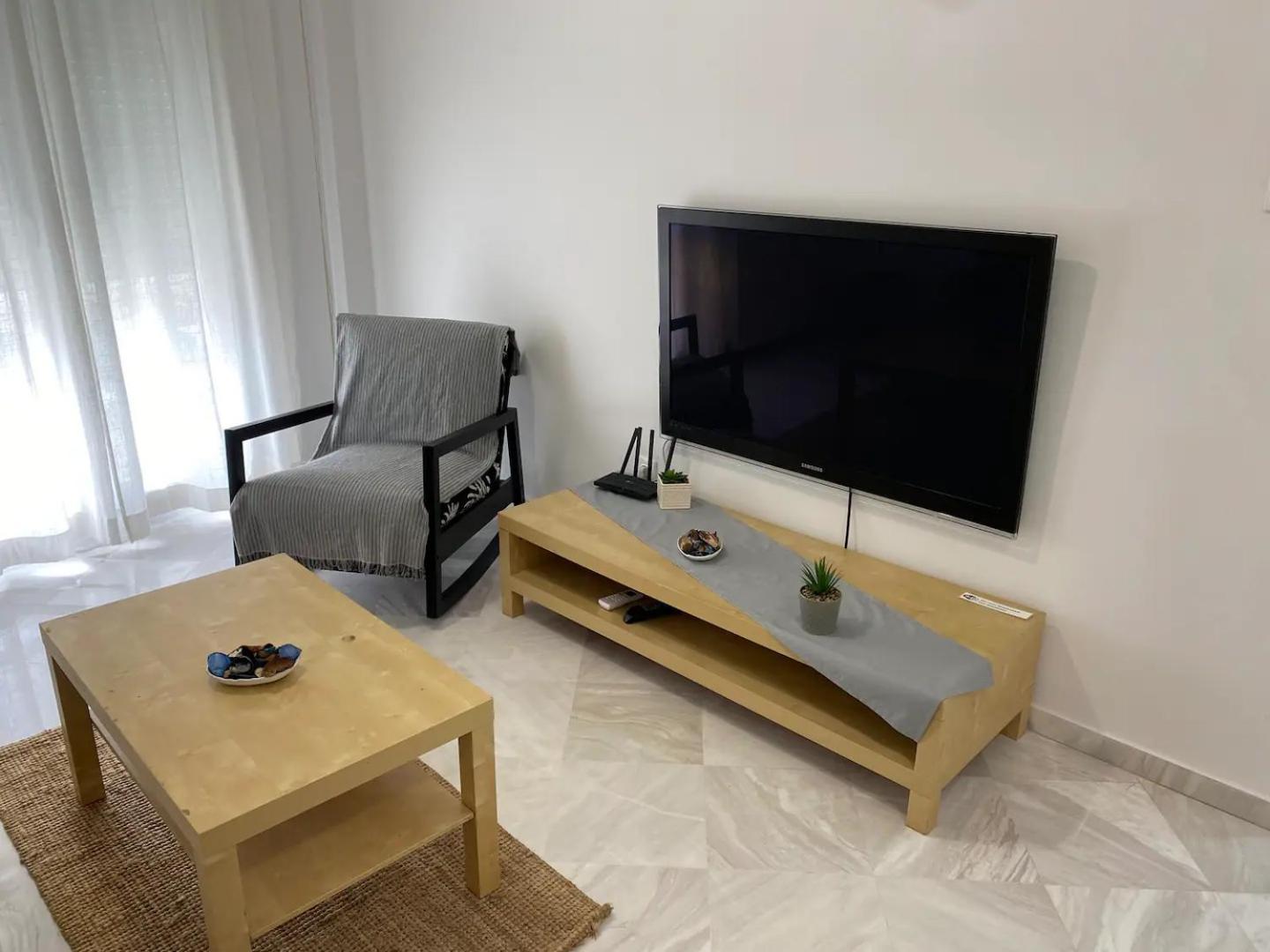 2downtown#alsos# Apartment